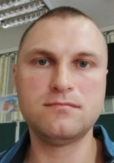 Я Анатолий, 32 років з Мелітополя, шукаю знайомства без зобов'язань