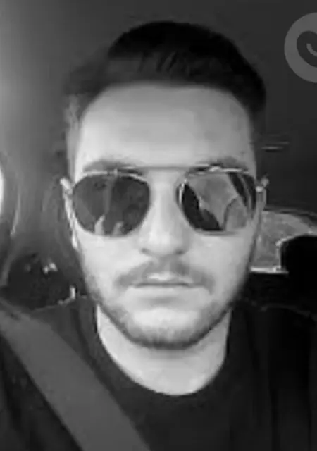 Gianluca из Рима, мне 42, познакомлюсь