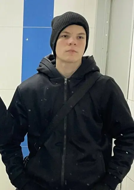 Я Игорь, 19, знакомлюсь без обязательств в Мелитополе