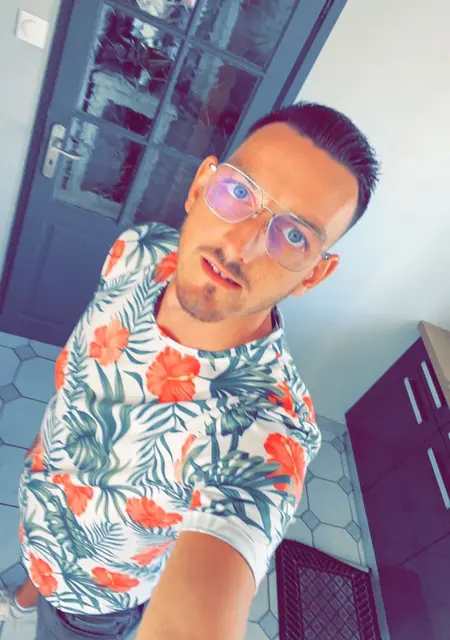 Я Benjamin, 31, знакомлюсь для постоянных отношений в Лилле