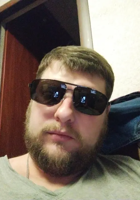 Я Demion, 43, из Кривого Рога, ищу знакомства без обязательств