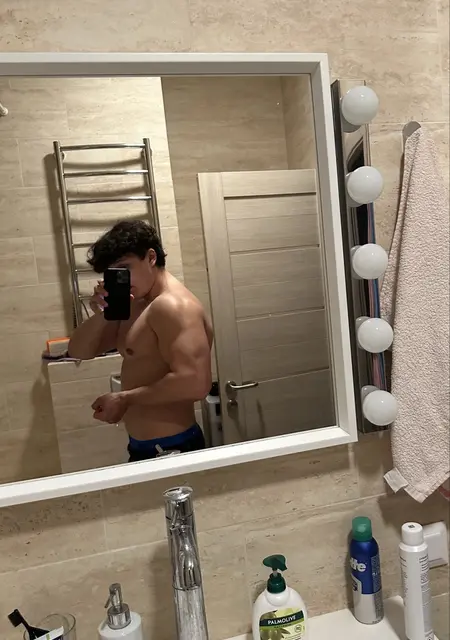 Я Кирилл, 24, из Меппевшего, ищу знакомство для общения