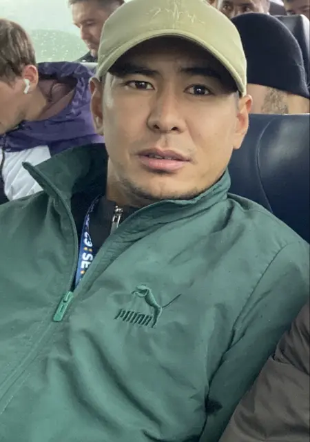 Я Максим, 31, из Южно-Сахалинска, ищу знакомства без обязательств