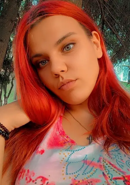 Я Лизка, 21, знакомлюсь без обязательств в Киеве