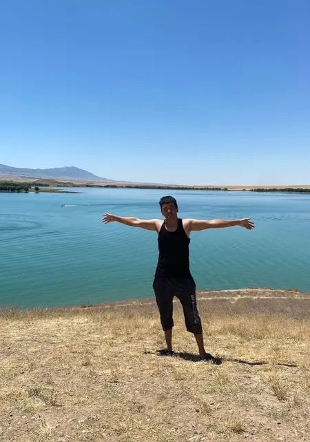 Shamsiddin из Шымкента, ищу на сайте дружбу