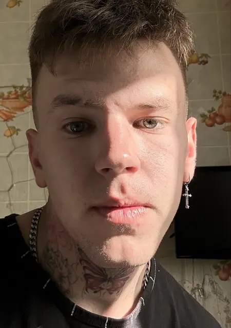 Artyom de Valencia, busco en el sitio lío de una noche