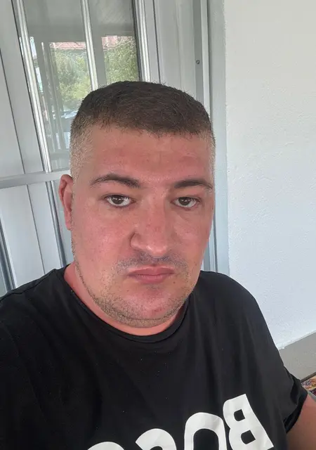 Hüseyin из Вендебург, мне 37, познакомлюсь для постоянных отношений