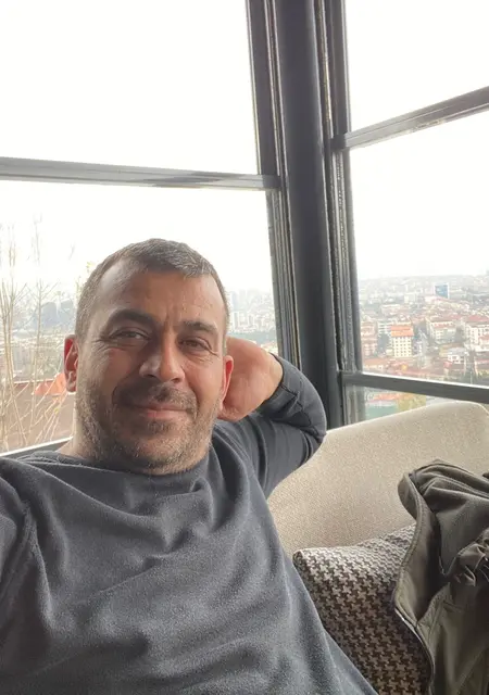Osman из Анкары, мне 39, познакомлюсь без обязательств
