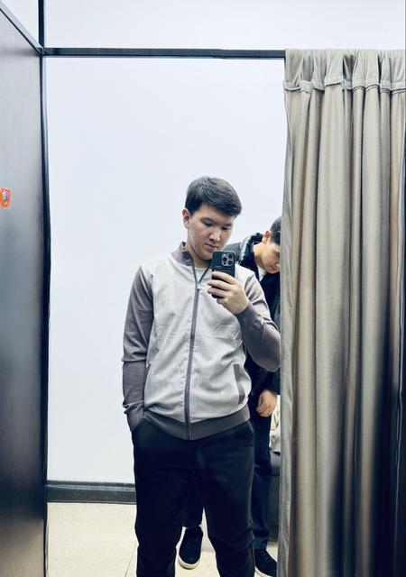 Nurymbet из Шымкента, мне 20, познакомлюсь без обязательств