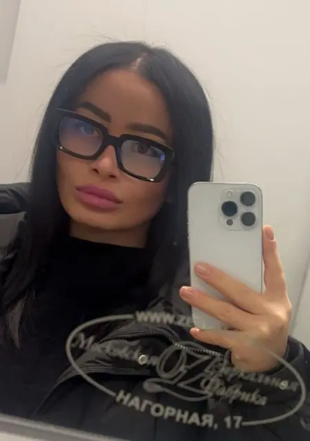 Я Мия, 37, из Алсмер, ищу знакомство для вирта