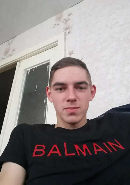 Павел из Барановичей, мне 25, познакомлюсь для приятного времяпровождения