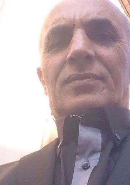 Fasih из Анкары, ищу на сайте знакомства на одну ночь