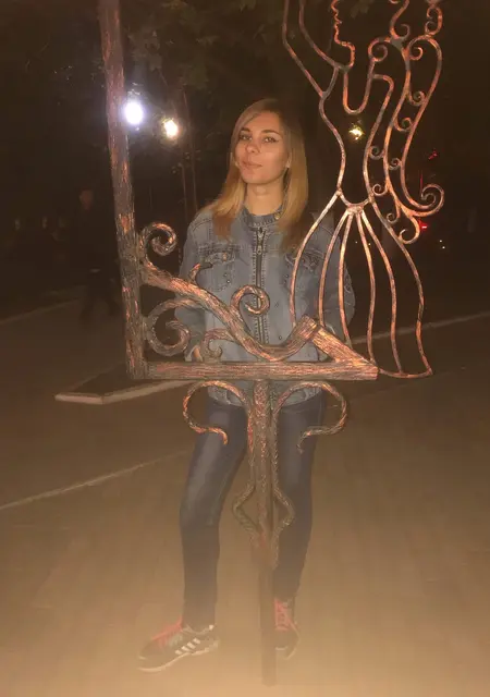 Диана из Харцызска, ищу на сайте знакомства на одну ночь