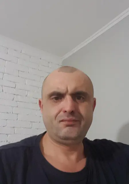 Я Андрей, 43, из Умани, ищу знакомство для постоянных отношений