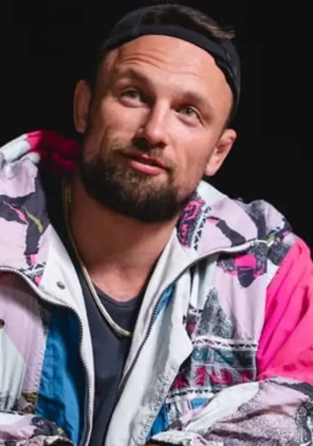 Я Артем, 28, из Смелы, ищу знакомство для общения