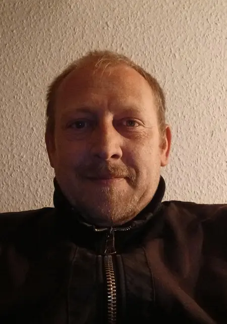 Wowa из Пазевальк, ищу на сайте знакомства без обязательств