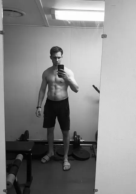 Я Pavel, 23, знакомлюсь на одну ночь в Сучаве