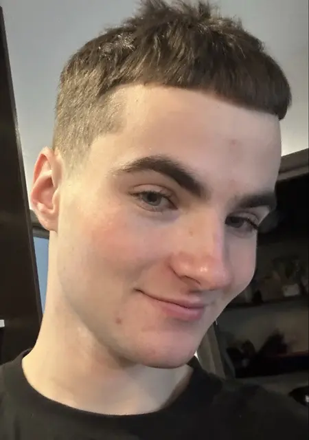 Матвей из Минска, ищу на сайте приятное времяпровождение