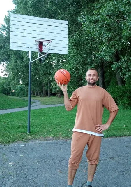 Я Voldemar, 36, знакомлюсь без обязательств в Виннице