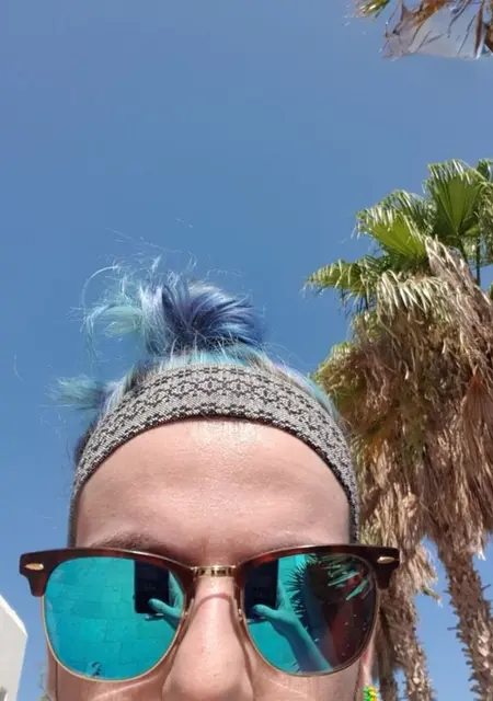 Я Alien, 21, из Афин, ищу знакомство