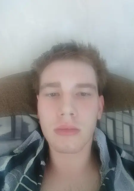 Я Александр, 24, знакомлюсь на одну ночь в Речице