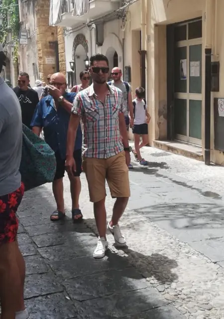 Я Loverboy, 41, из Хайденхайм-ан-дер-бренца, ищу знакомства на одну ночь