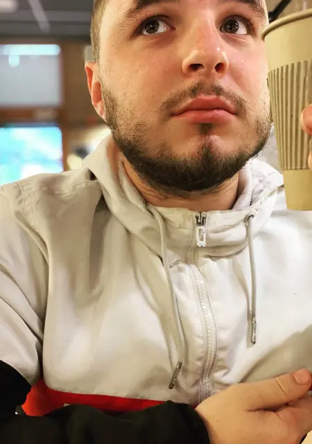 Евгений из Константиновки, ищу на сайте открытые отношения