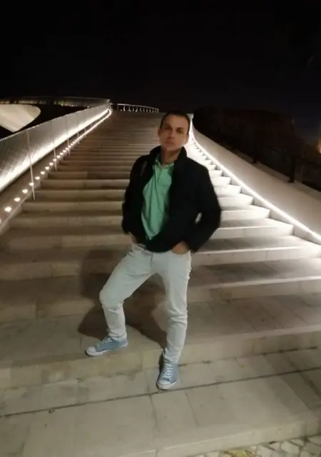 Stefan из Лиссабона, мне 34, познакомлюсь