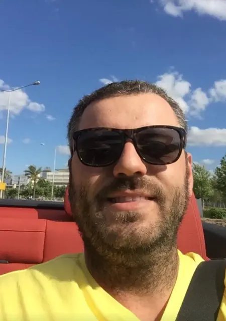 Я Saim, 40, из Измира, ищу знакомства без обязательств