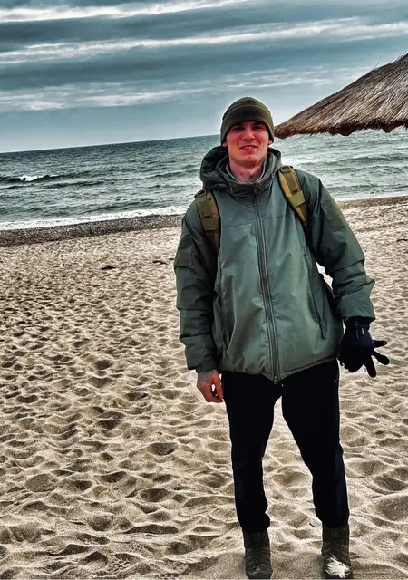 Я Егор, 23 років, знайомлюсь для дружби у Маріуполі