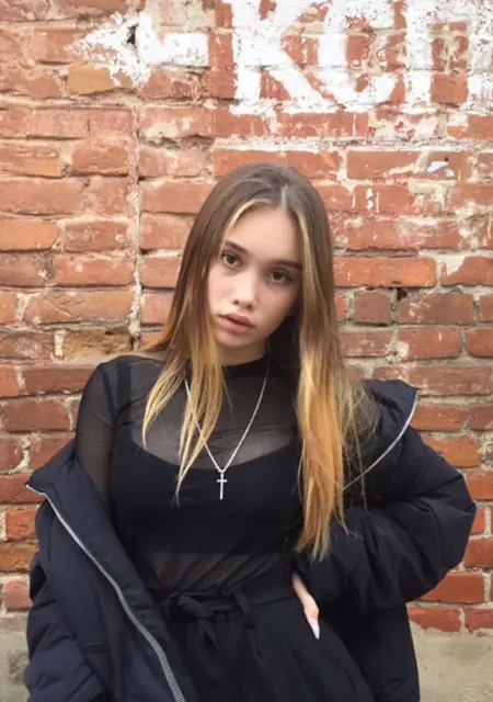 Я Lola, 25, из Черновцов, ищу знакомство для приятного времяпровождения