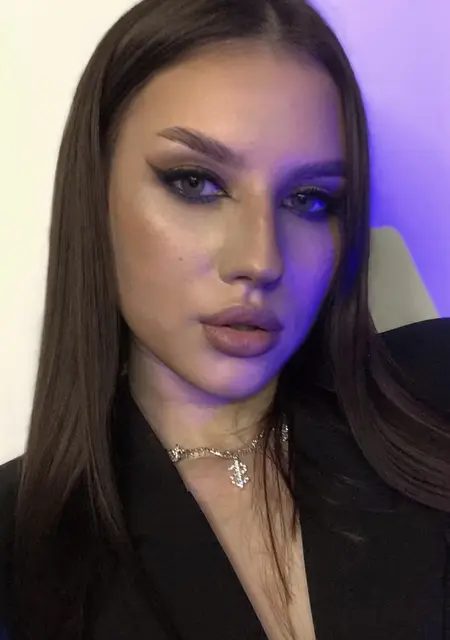 Алина из Холтсвилл, мне 24, познакомлюсь на одну ночь