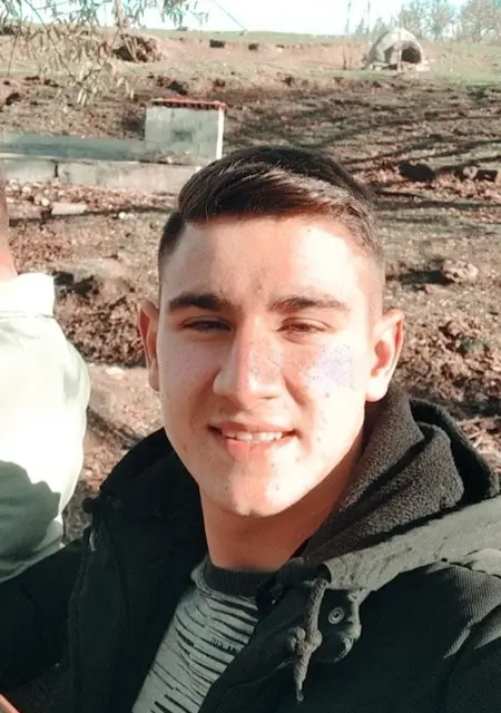 Oski из Маниса, ищу на сайте знакомства без обязательств