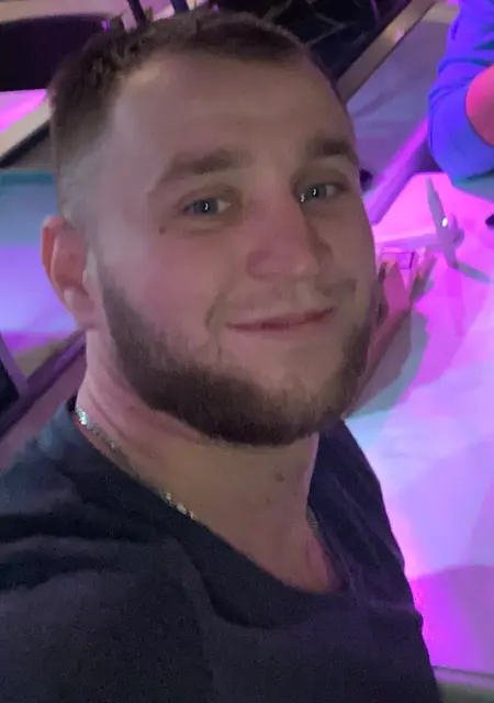 Олександр из Одессы, мне 30, познакомлюсь для приятного времяпровождения