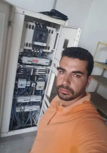 Я Andrea, 23, знакомлюсь в Риме