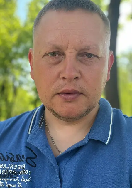 Я Konstantin, 45 років з Слов'янська, шукаю знайомство для вірт