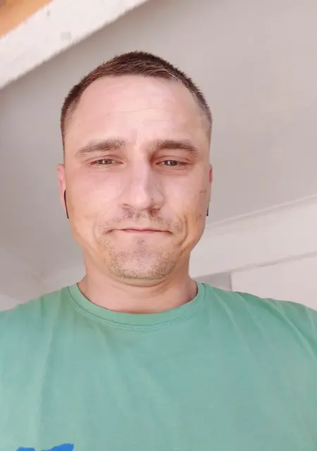 Валерчик из Фастова, мне 34, познакомлюсь на одну ночь