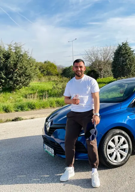 Yusuf из Измира, мне 30, познакомлюсь для дружбы