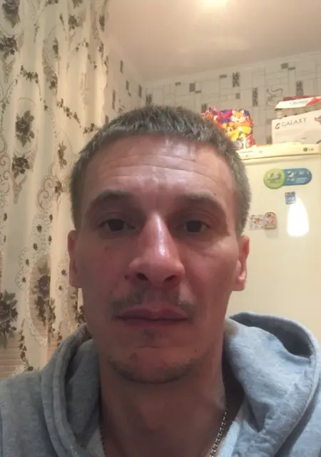 Yevgeny de Zaragoza, tengo 43 años, listo para conocer para relación sin ataduras