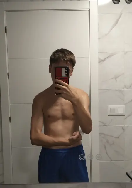 Soy Alepp, 20 años, conociéndome para relación sin ataduras en Albacete