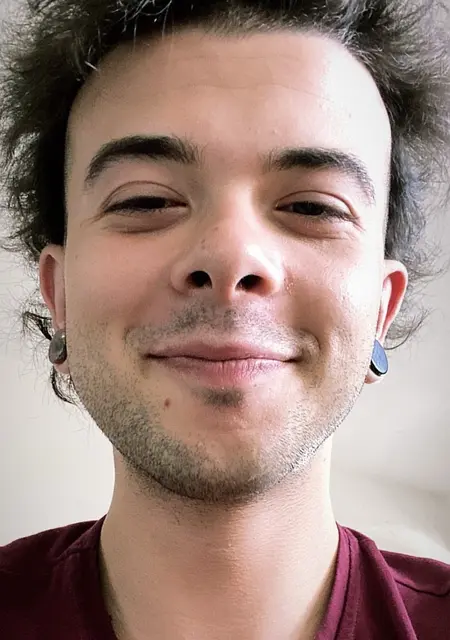 Я Iancu, 27, из Бухареста, ищу знакомства на одну ночь