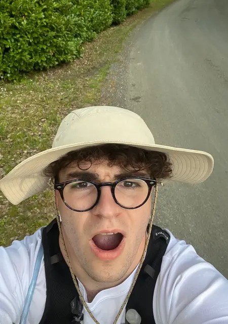 Я Max, 22, знакомлюсь без обязательств в Бордо