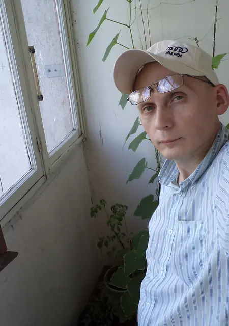 Я Евгений, 41, знакомлюсь для постоянных отношений в Николаеве