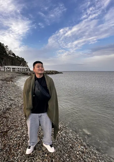 Я Стас, 30, знакомлюсь на одну ночь в Вене