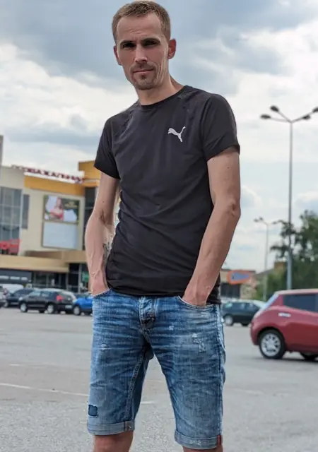 Sergo з Рівного, шукаю на сайті знайомства на одну ніч