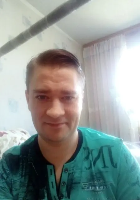 Макс из Бреста, мне 44, познакомлюсь без обязательств