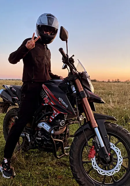 Я Вова, 19, знакомлюсь на одну ночь в Берегове