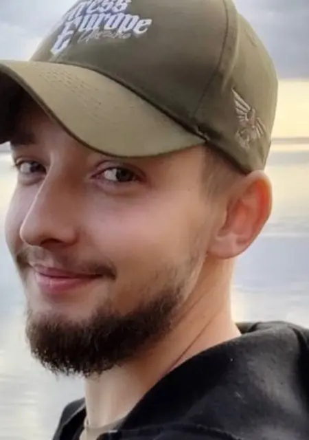 Юрій з Чернігова, мені 26 років, познайомлюсь для дружби