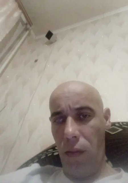 Сергей из Каменского, ищу на сайте знакомства на одну ночь