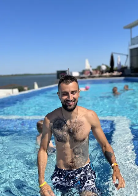 Я Jimmy, 32, из Запорожья, ищу знакомства на одну ночь